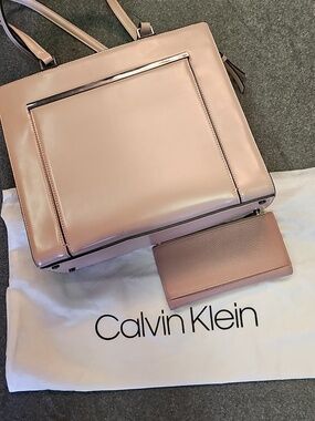 Calvin Klein Wallet, Purse & Dust Bag